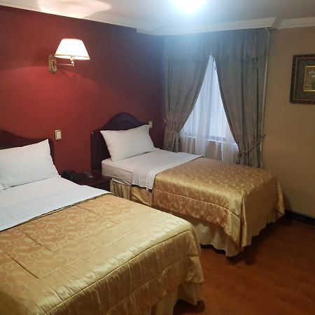 Hotel Prado Internacional Loja Exteriör bild