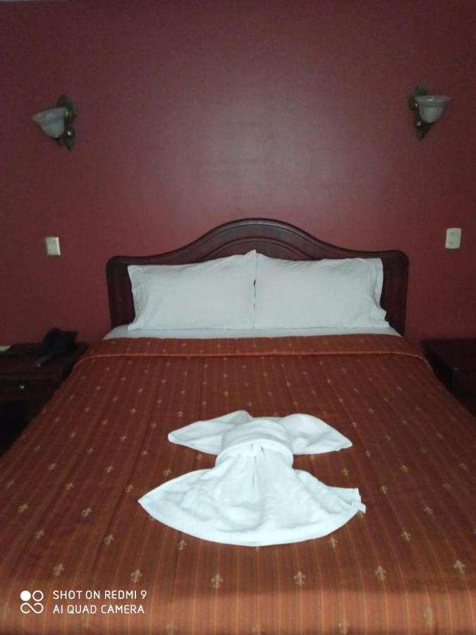 Hotel Prado Internacional Loja Exteriör bild