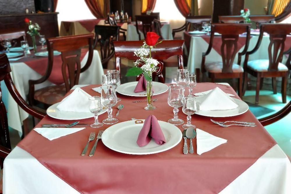 Hotel Prado Internacional Loja Exteriör bild